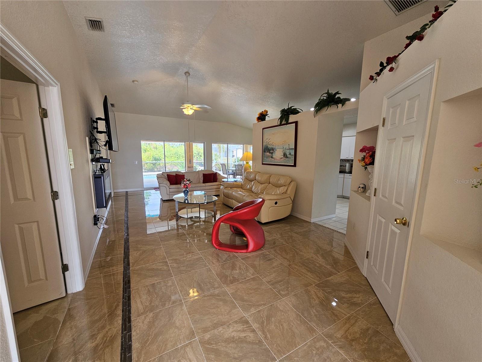 114 ALBATROSS RD, ROTONDA WEST, FL — photo 3