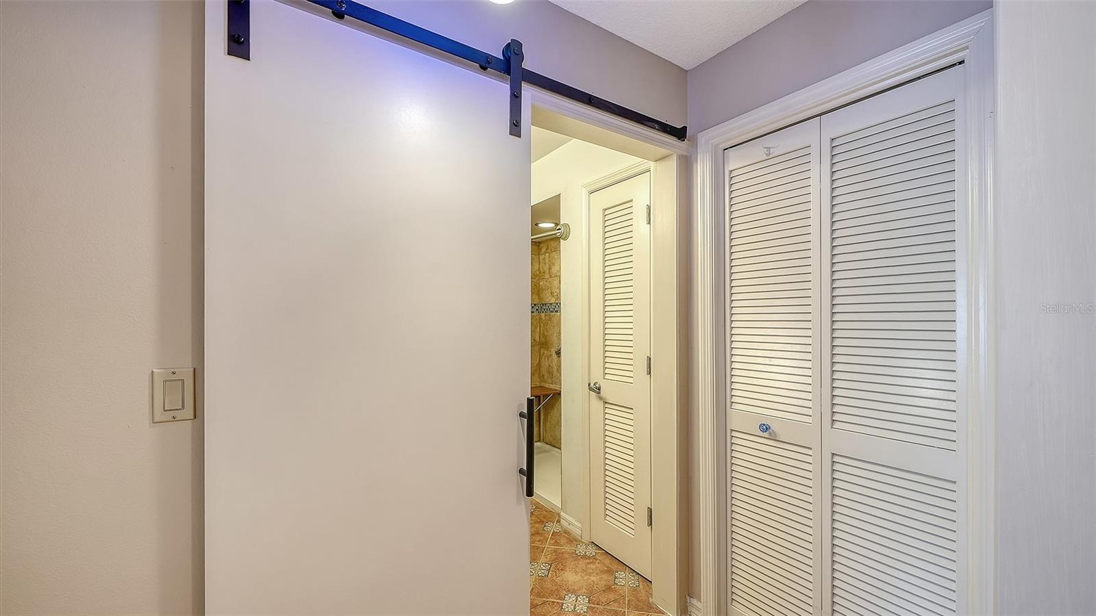 6048 WILSHIRE BLVD #2, SARASOTA, FL — photo 26