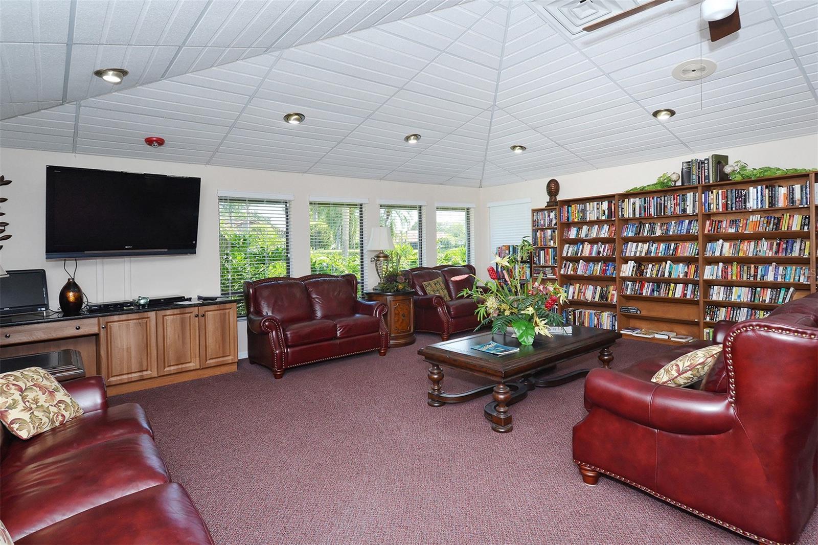 6048 WILSHIRE BLVD #2, SARASOTA, FL — photo 38