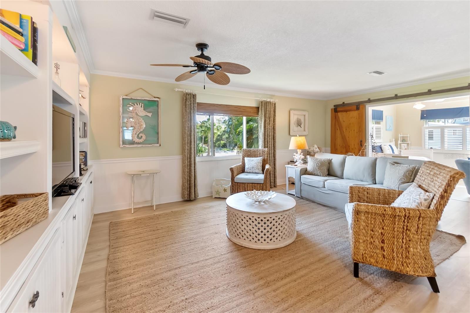 2905 AVENUE C, HOLMES BEACH, FL — photo 12