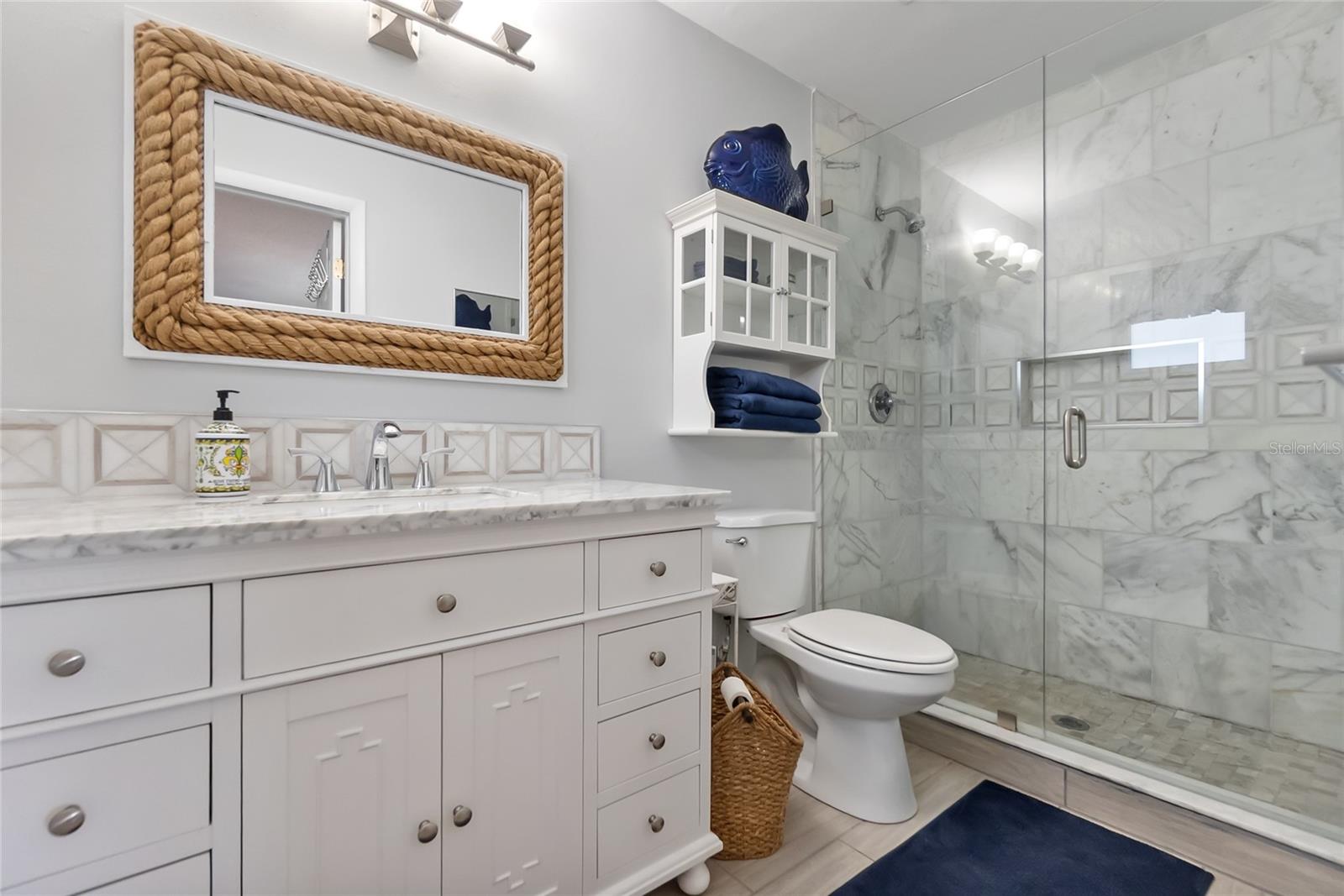 2905 AVENUE C, HOLMES BEACH, FL — photo 26