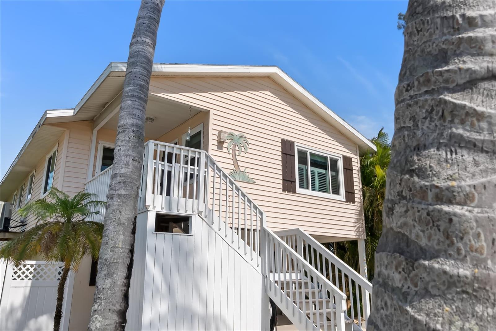 2905 AVENUE C, HOLMES BEACH, FL — photo 42