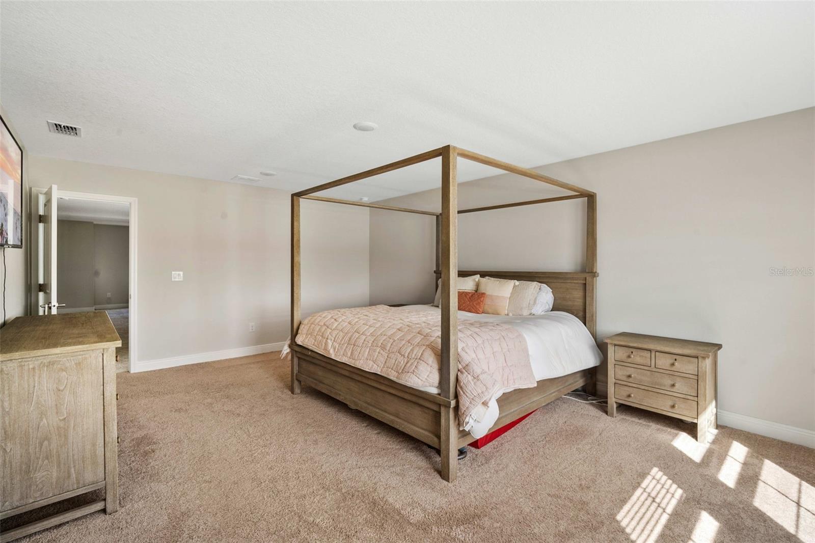 10308 FIELDSTONE MYRTLE WAY, SAN ANTONIO, FL — photo 34