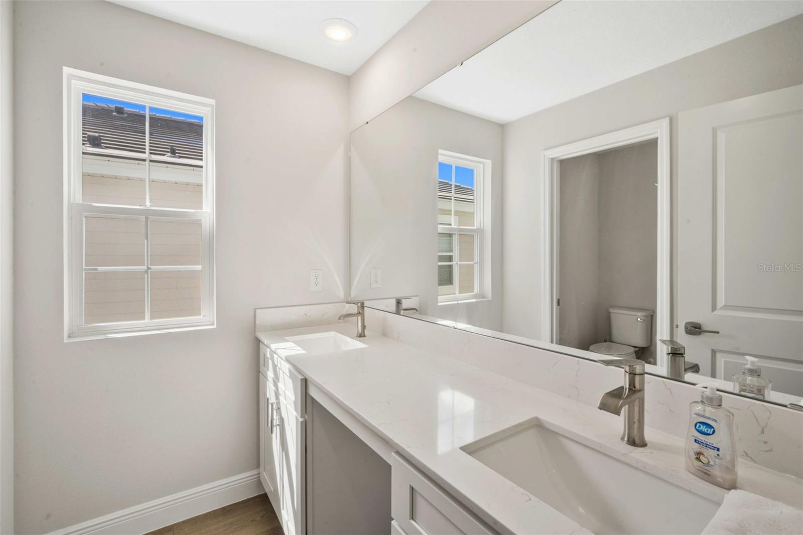 10308 FIELDSTONE MYRTLE WAY, SAN ANTONIO, FL — photo 47