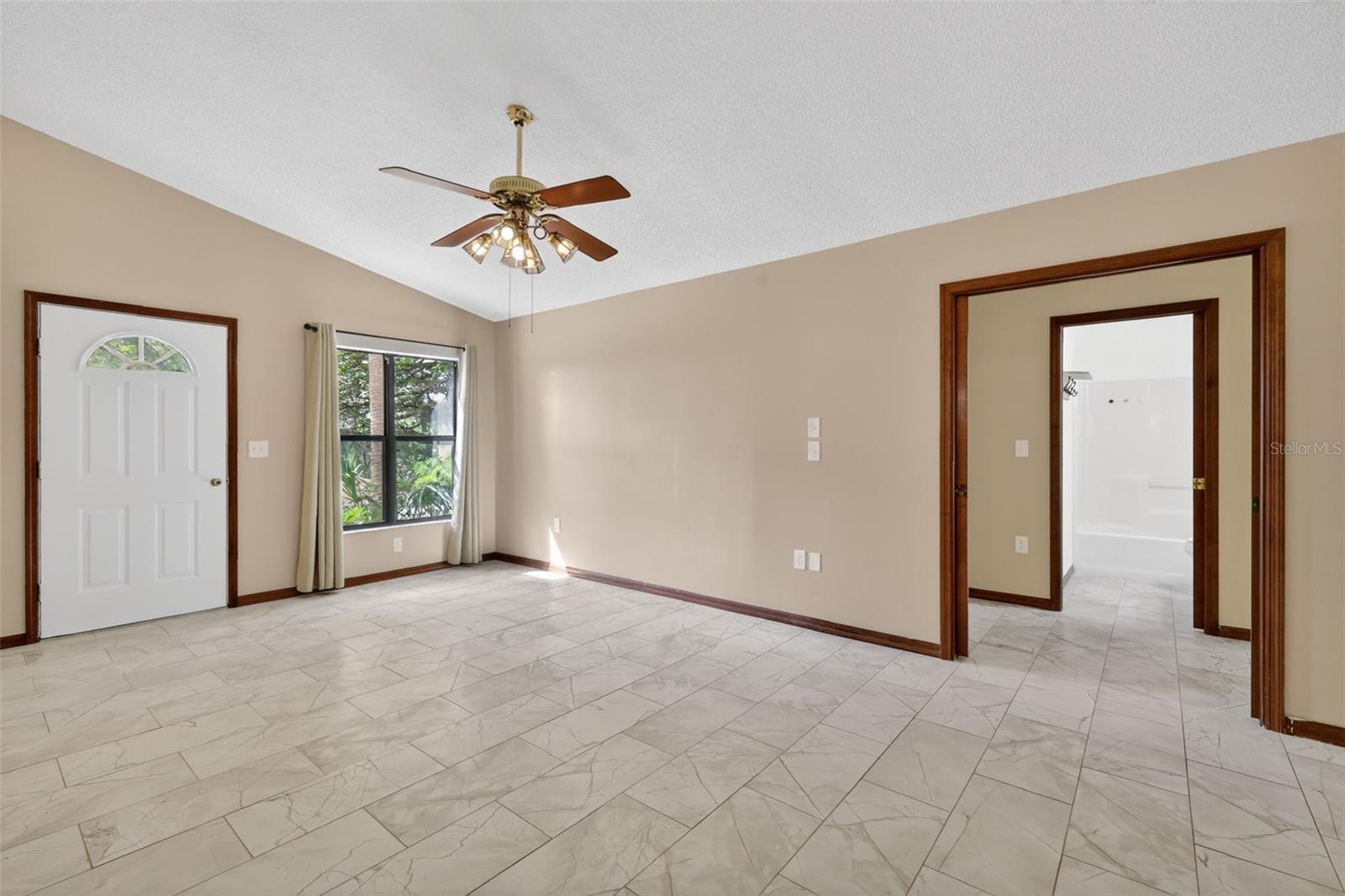 40248 ORANGE CIR, LADY LAKE, FL — photo 5