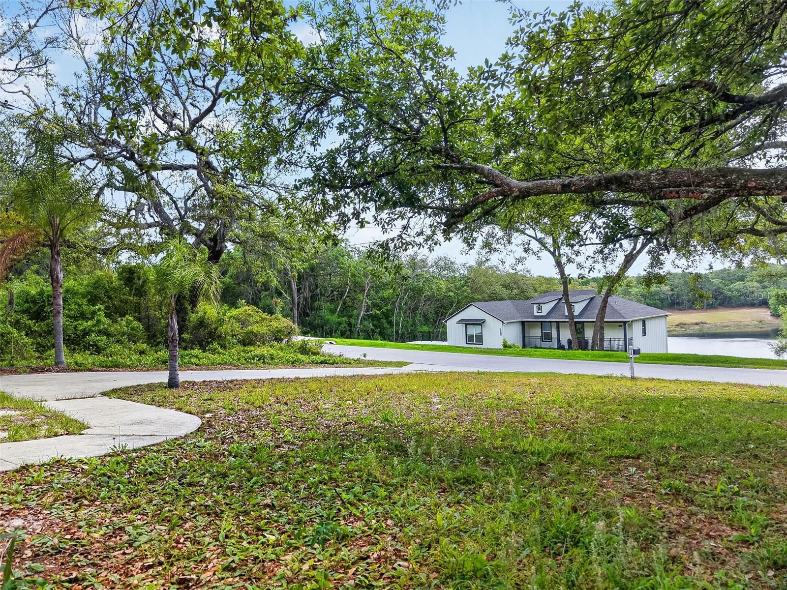 40248 ORANGE CIR, LADY LAKE, FL — photo 56