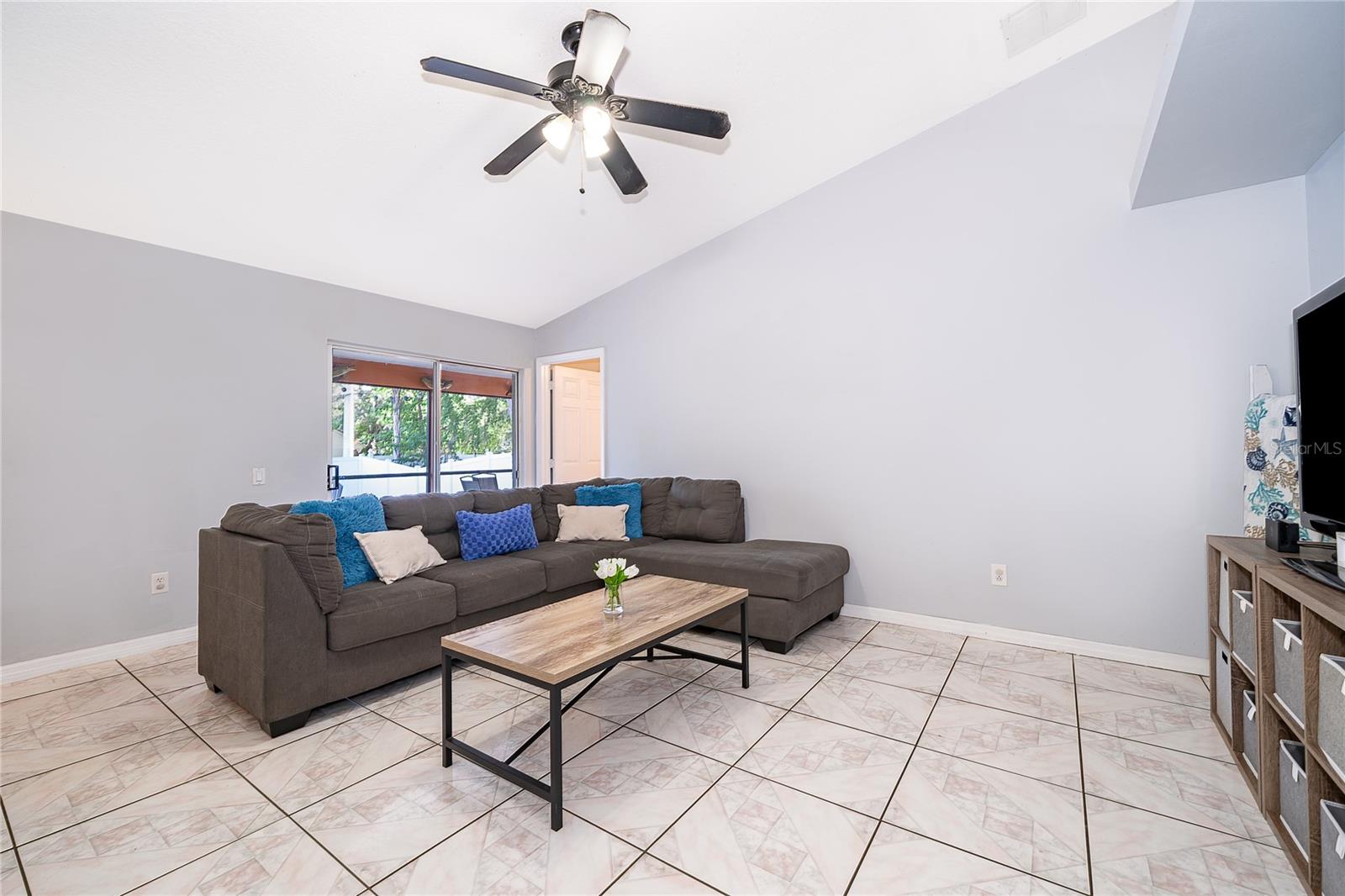 560 PLEASANT GROVE DR, WINTER SPRINGS, FL — photo 8