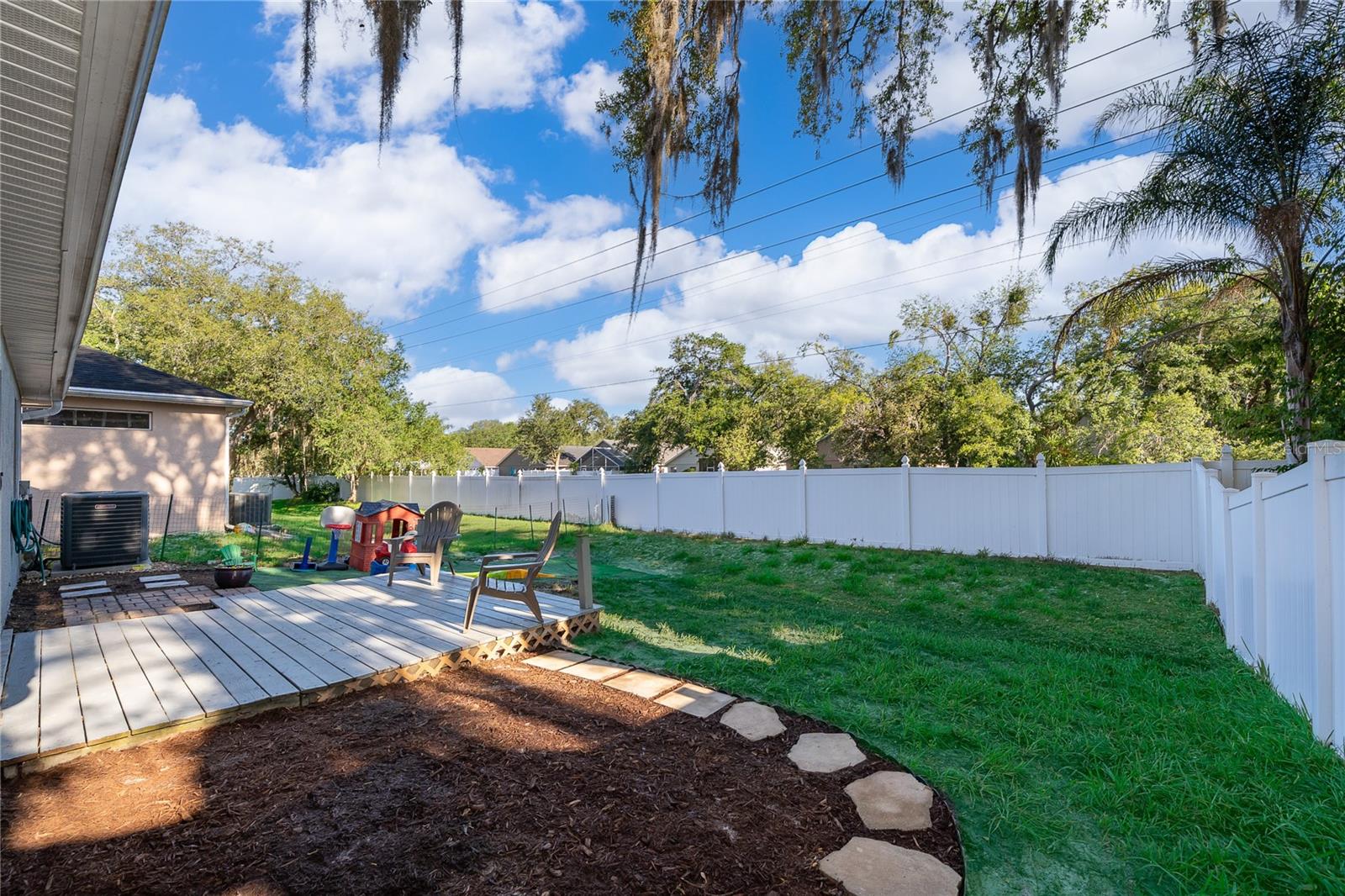 560 PLEASANT GROVE DR, WINTER SPRINGS, FL — photo 18