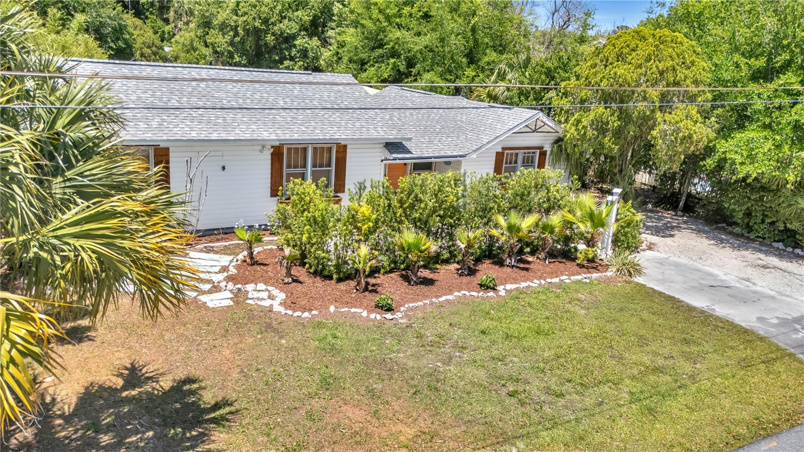 3560 MARTIN AVE, MOUNT DORA, FL — photo 79