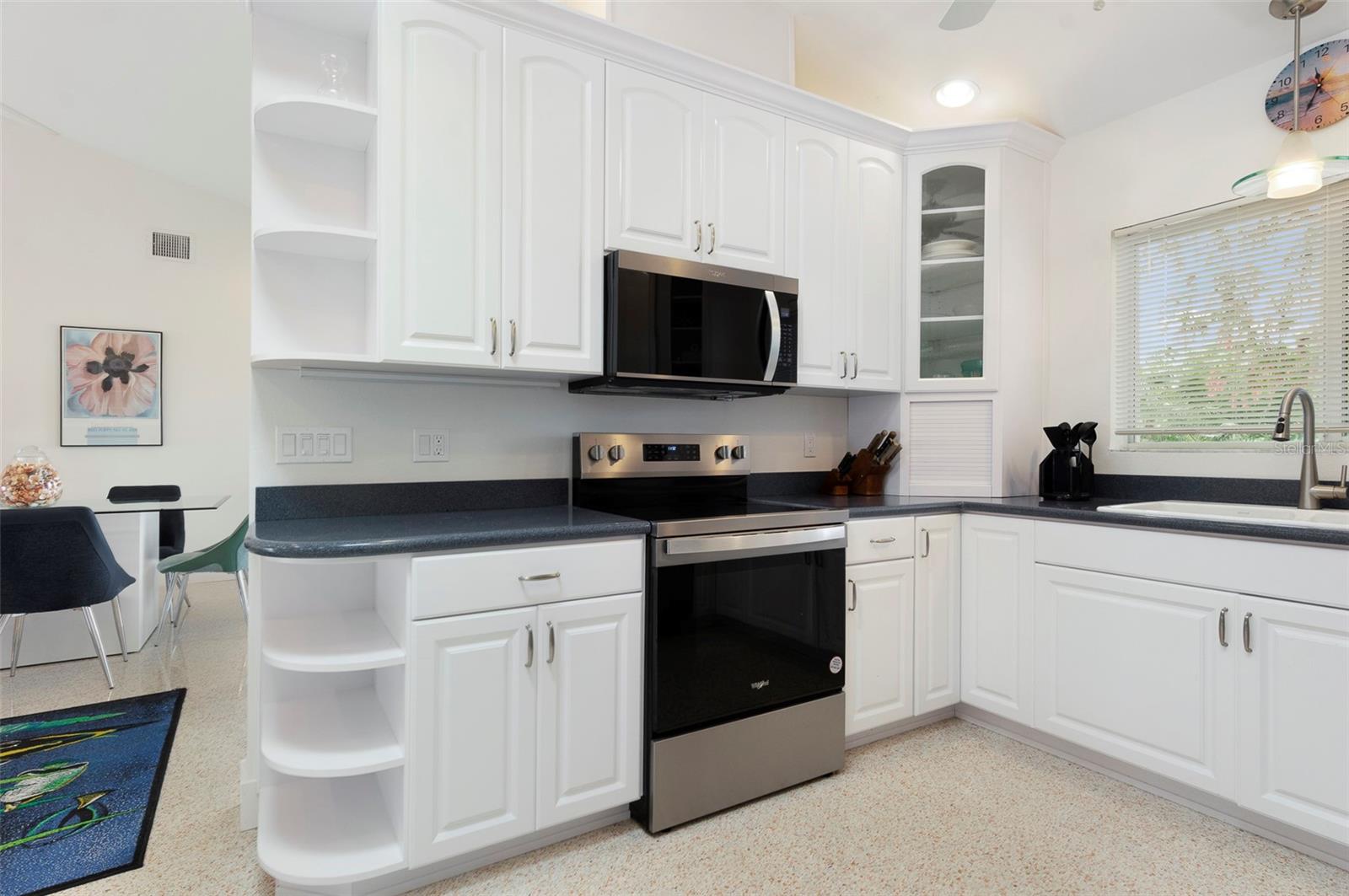 11855 4TH ST E, TREASURE ISLAND, FL — photo 8
