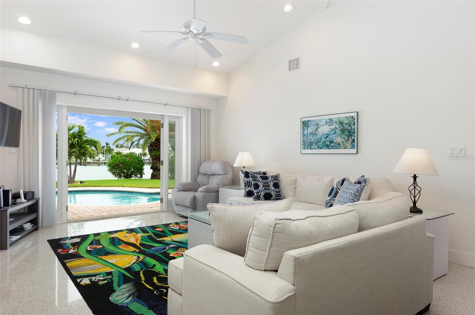 11855 4TH ST E, TREASURE ISLAND, FL — photo 9