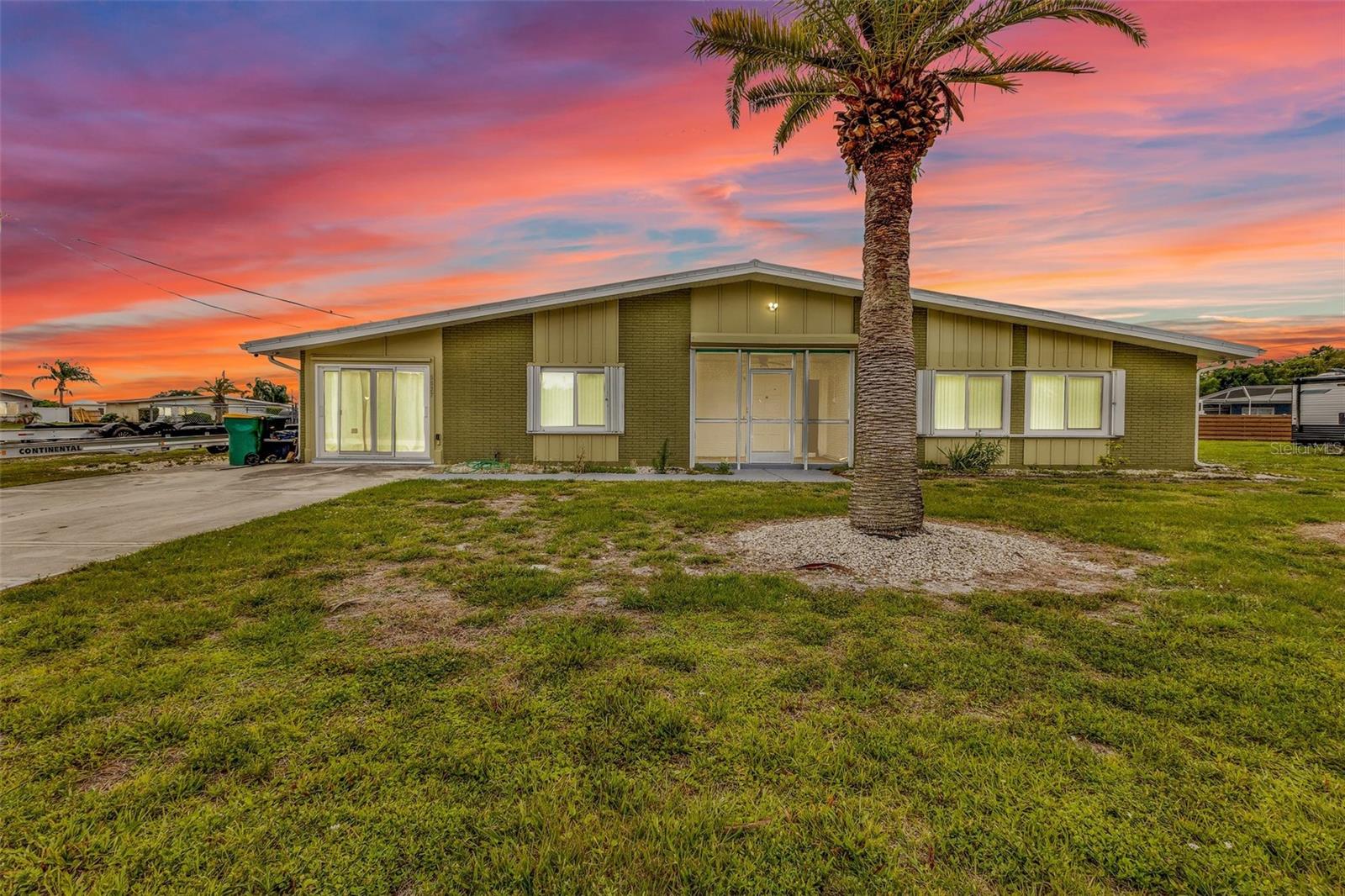 5527 FAIRWAY DR S, PUNTA GORDA, FL