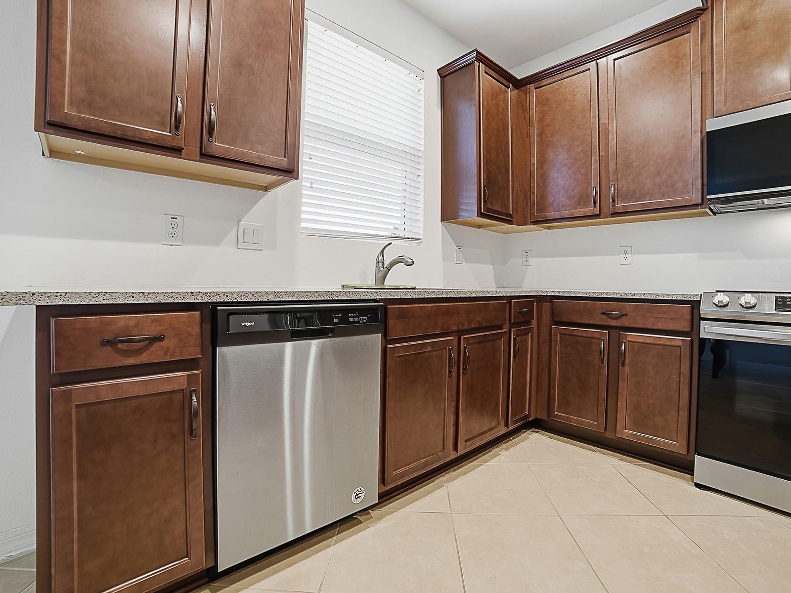 509 BLUE CYPRESS DRIVE, GROVELAND, FL — photo 19