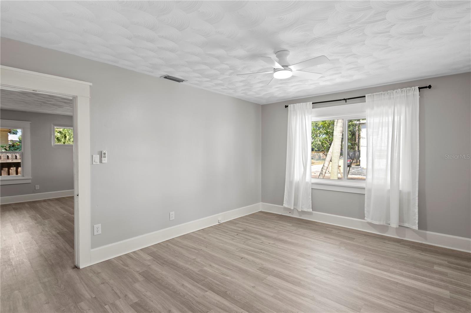 225 35TH ST S, ST PETERSBURG, FL — photo 5