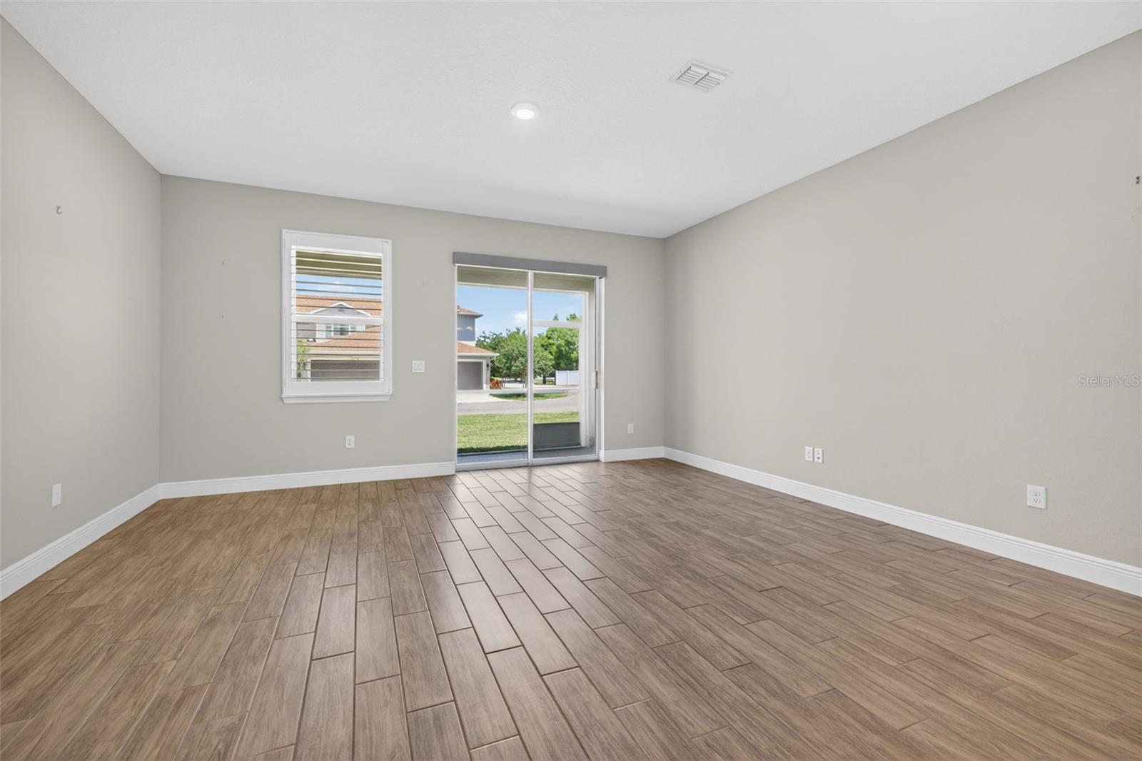 5291 NEIL DR, ST PETERSBURG, FL — photo 5