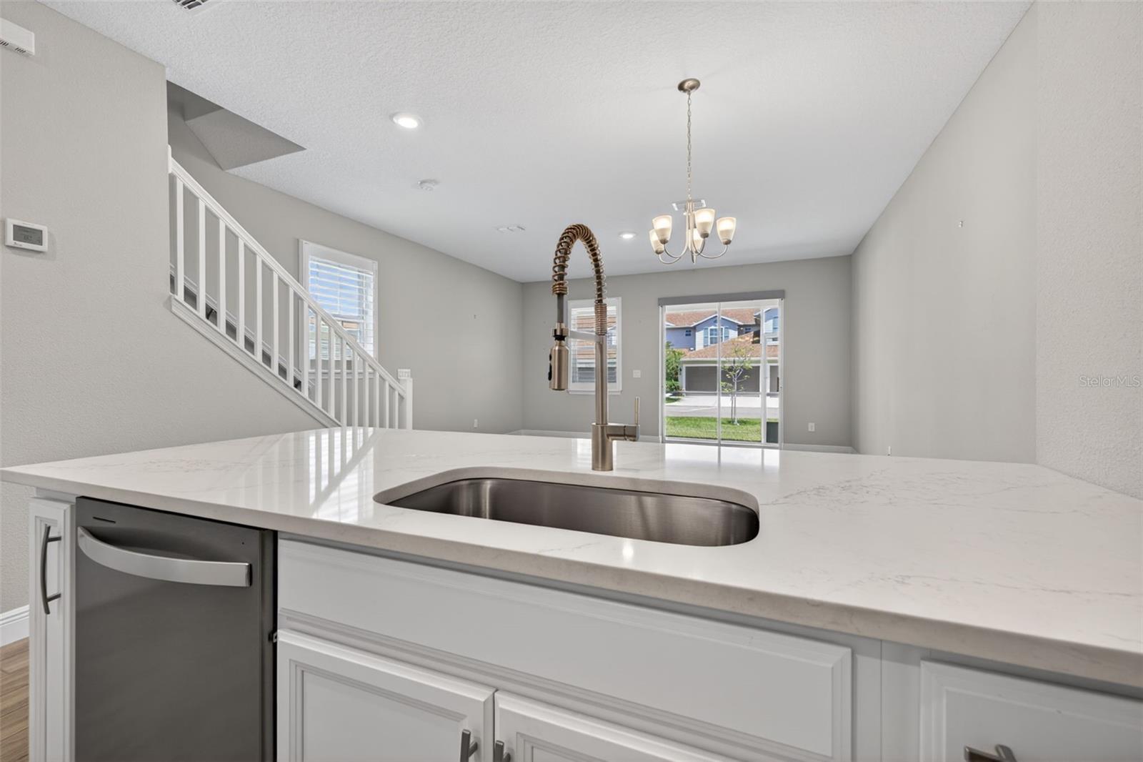 5291 NEIL DR, ST PETERSBURG, FL — photo 11