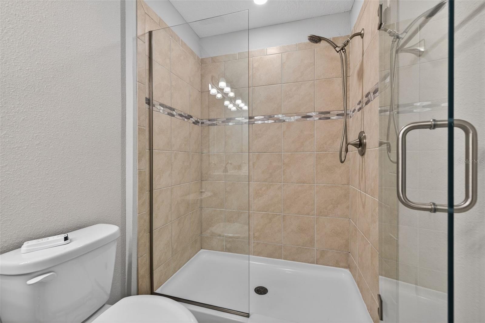 5291 NEIL DR, ST PETERSBURG, FL — photo 22