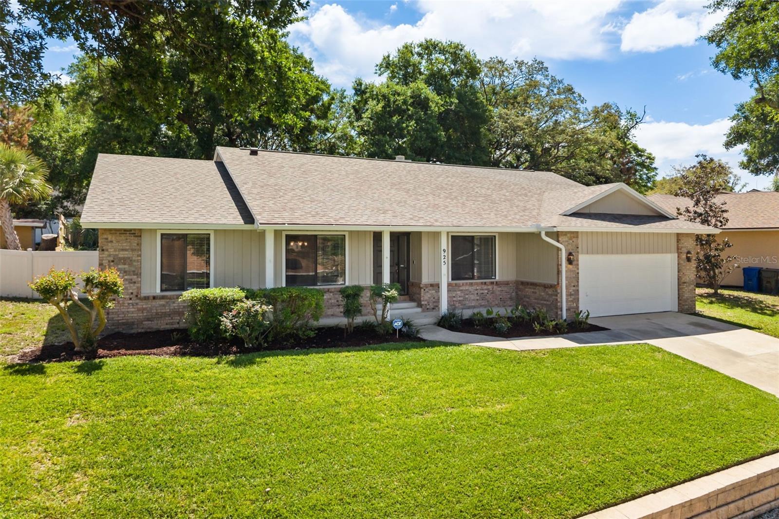 925 RED DANDY DR, ORLANDO, FL — photo 2