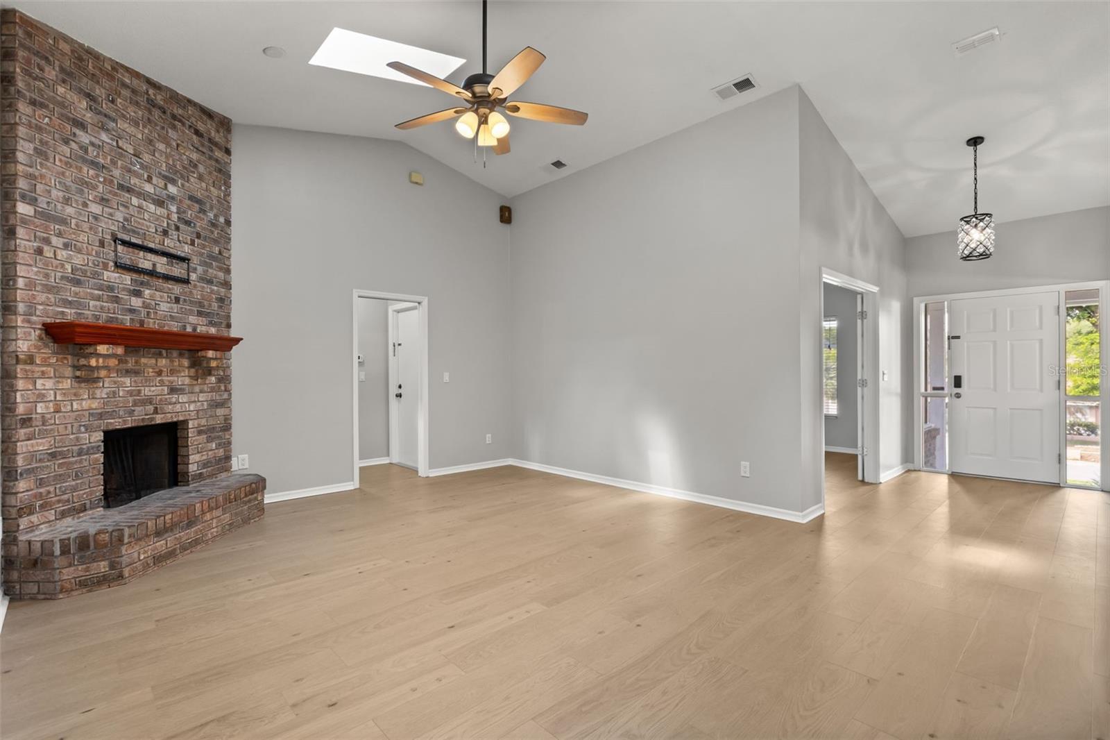 925 RED DANDY DR, ORLANDO, FL — photo 9