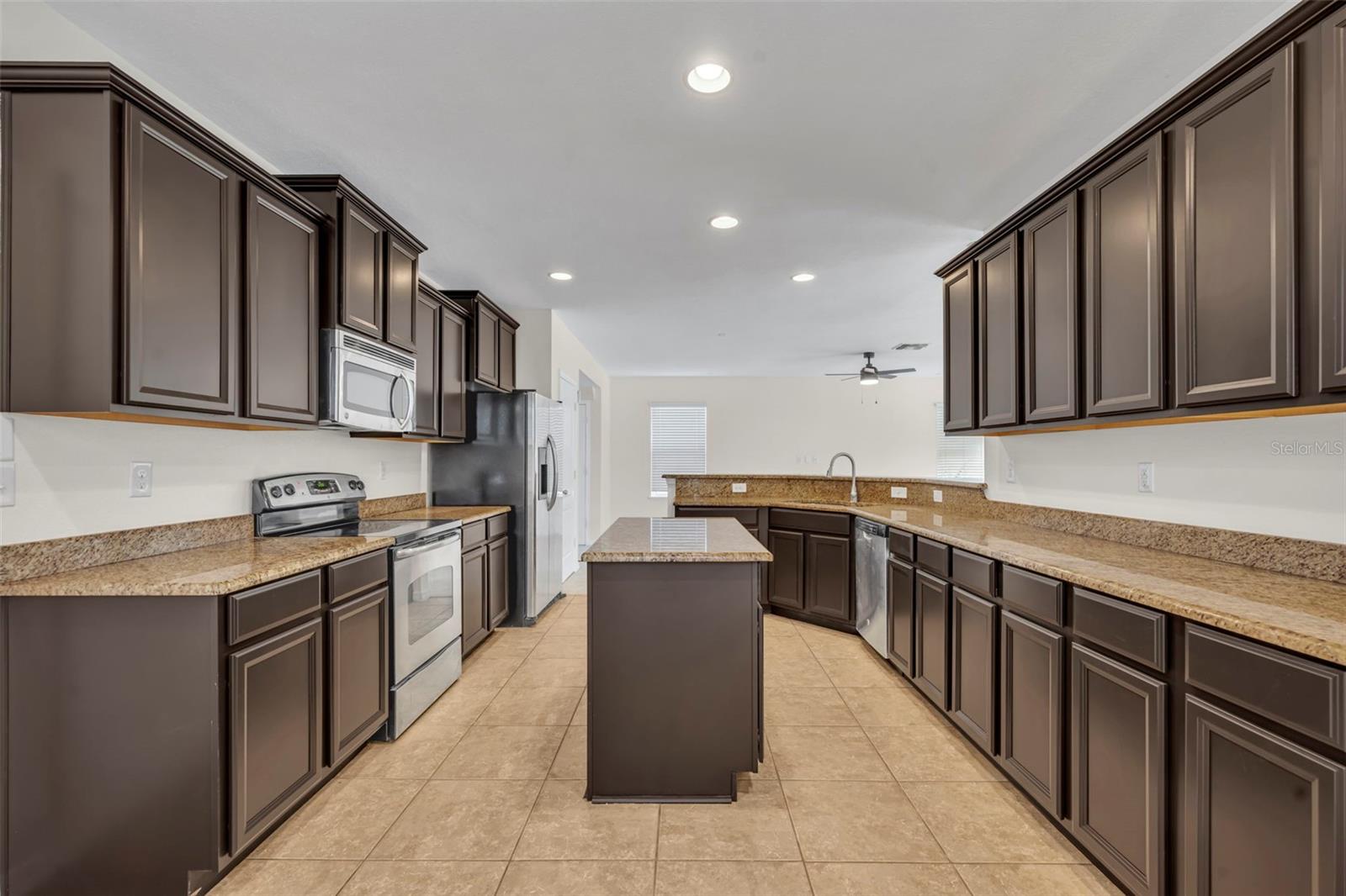 3639 RYEGRASS ST, CLERMONT, FL — photo 9