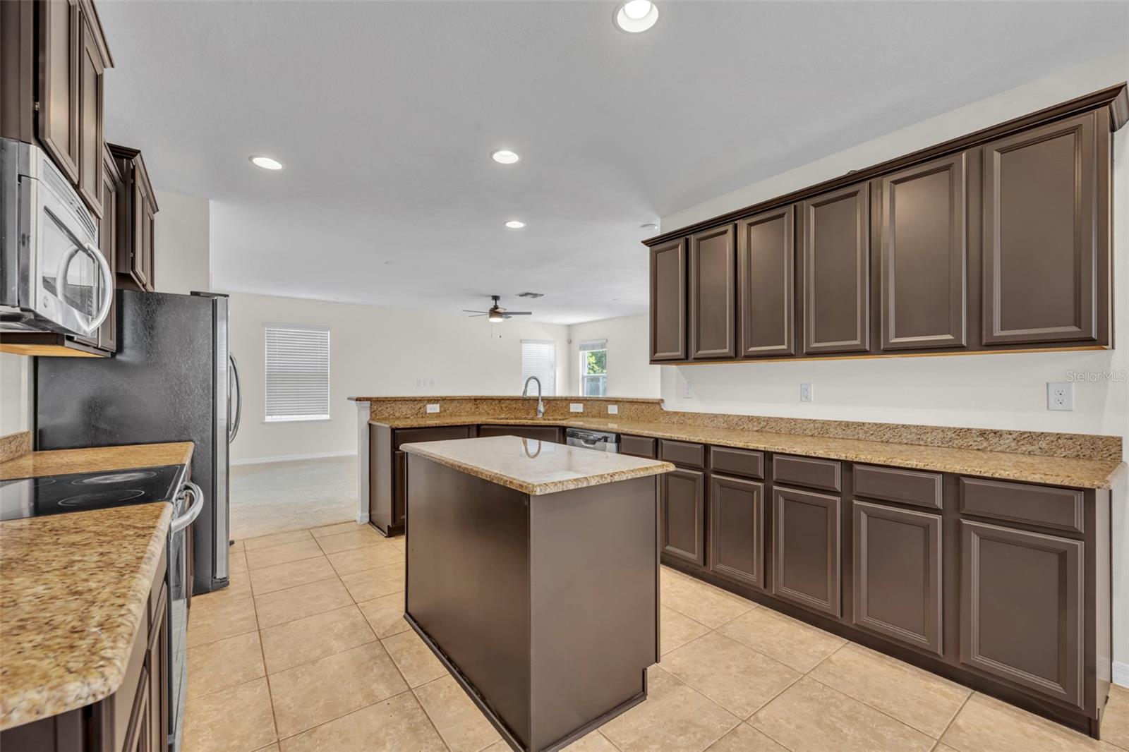3639 RYEGRASS ST, CLERMONT, FL — photo 10