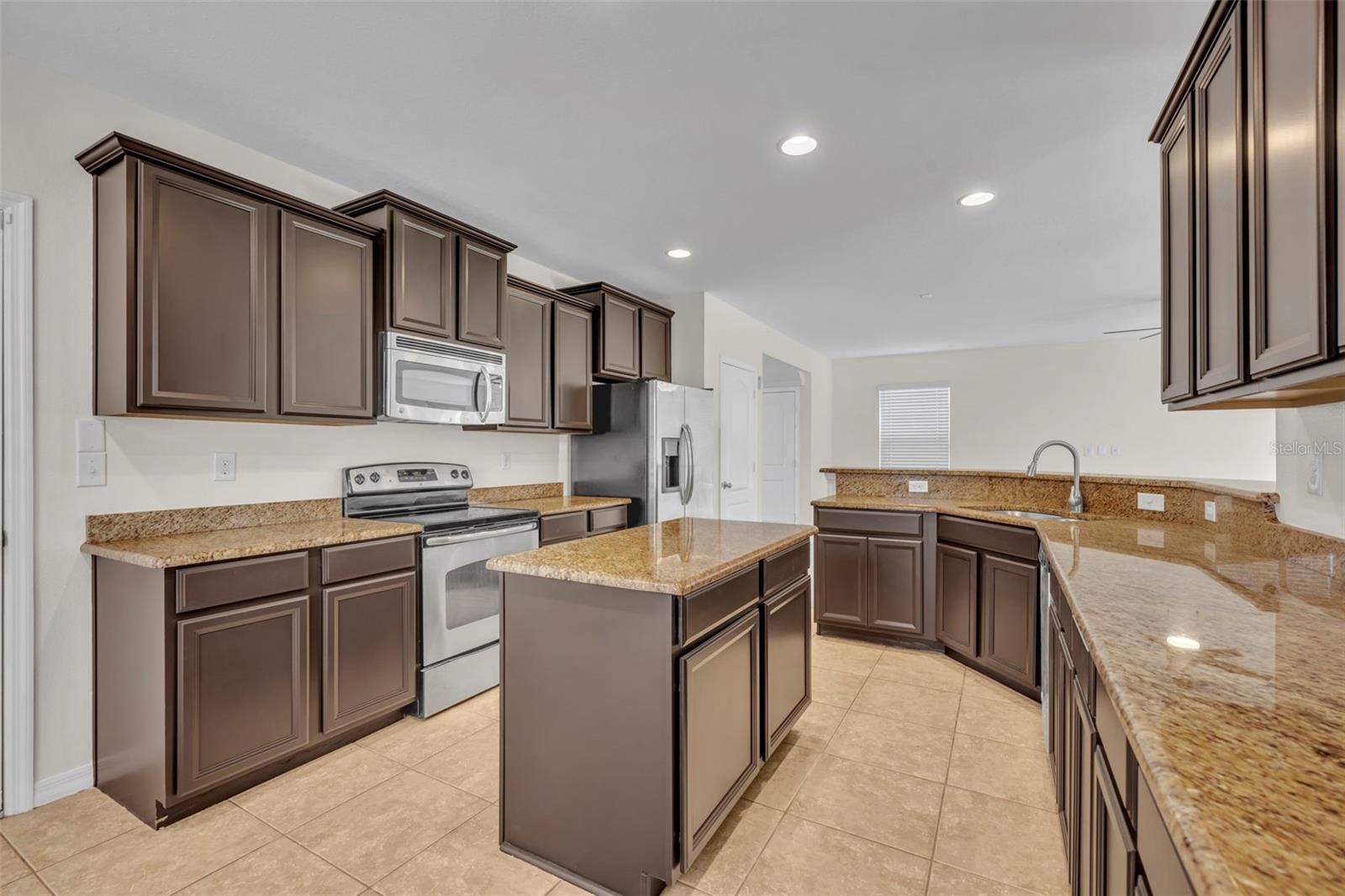 3639 RYEGRASS ST, CLERMONT, FL — photo 12