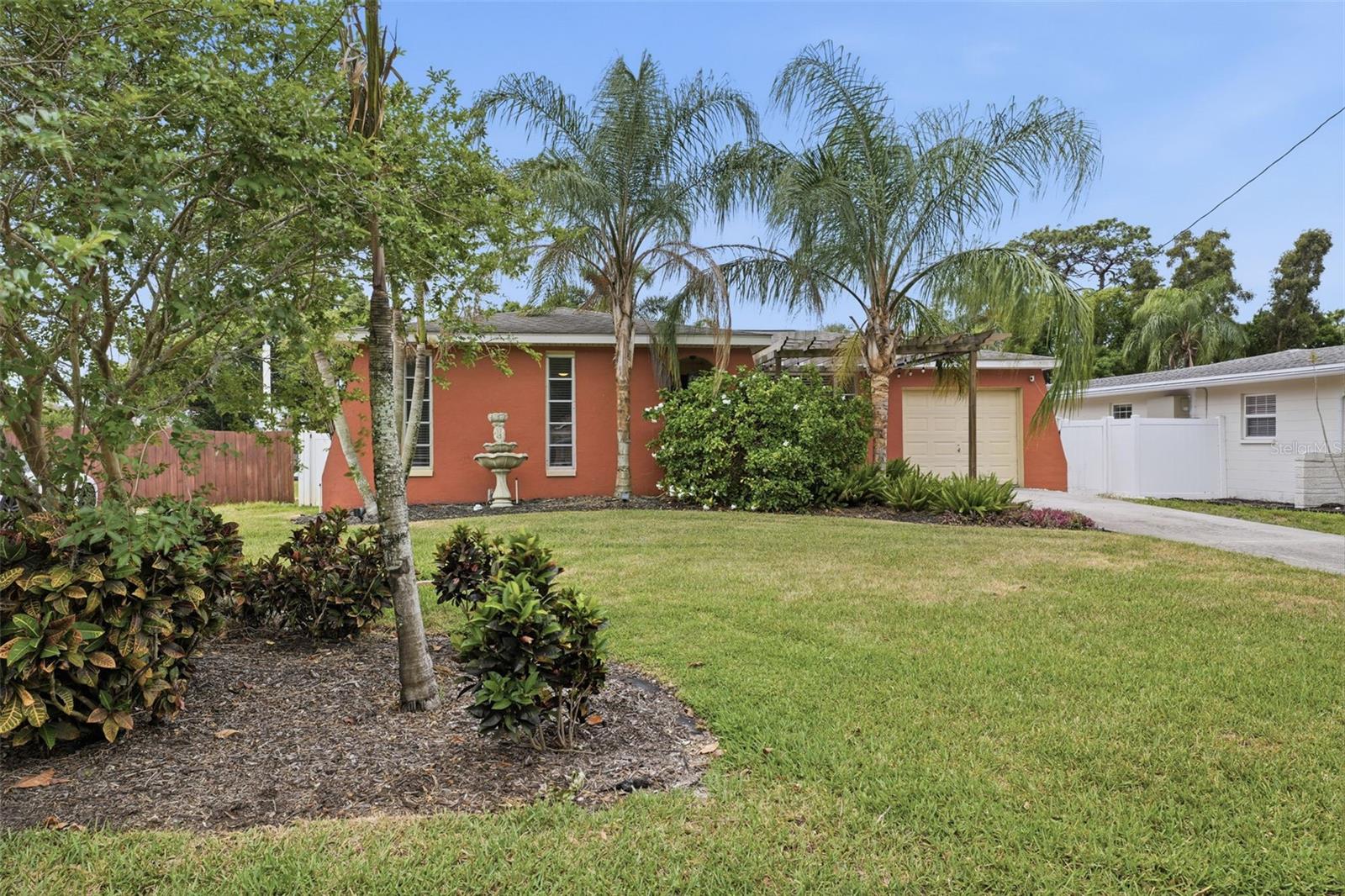 51 CYPRESS DR, PALM HARBOR, FL — photo 3