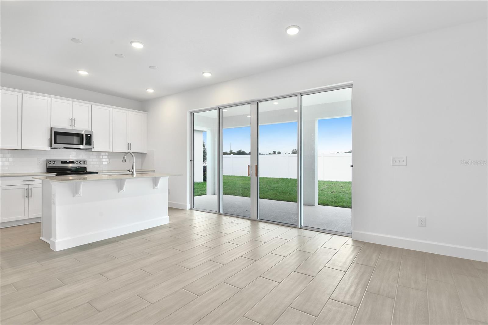 143 WATERSTONE LOOP, TAVARES, FL — photo 18