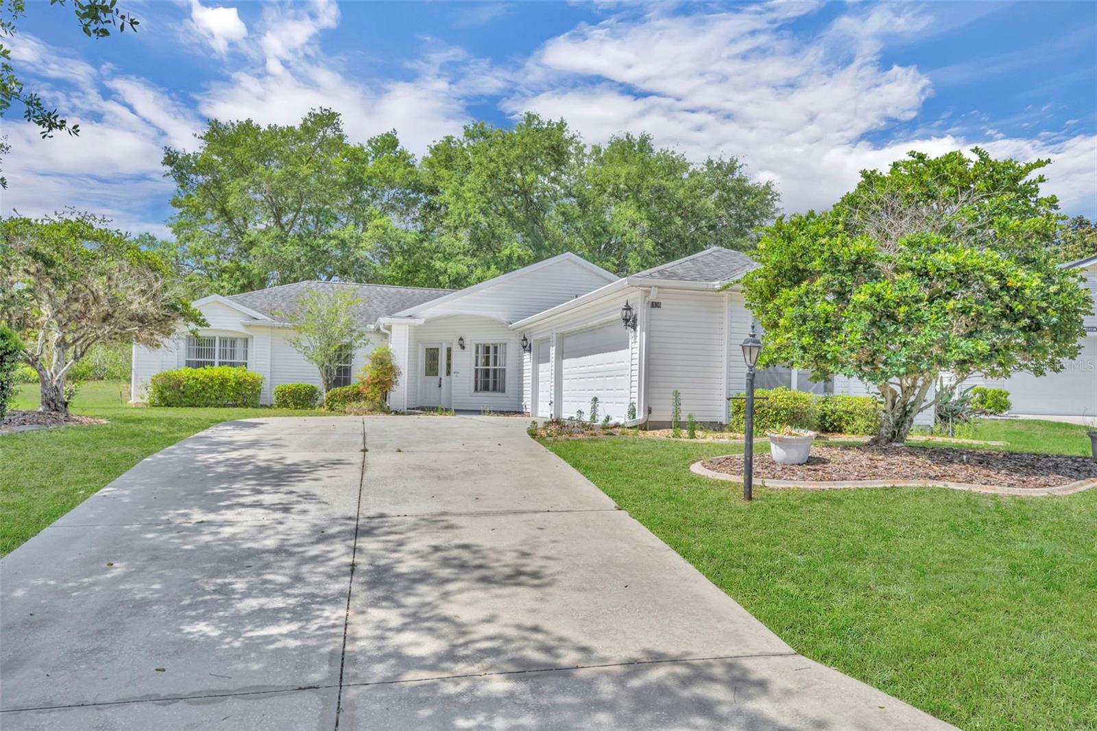 4936 SAWGRASS LAKE CIR, LEESBURG, FL — photo 4