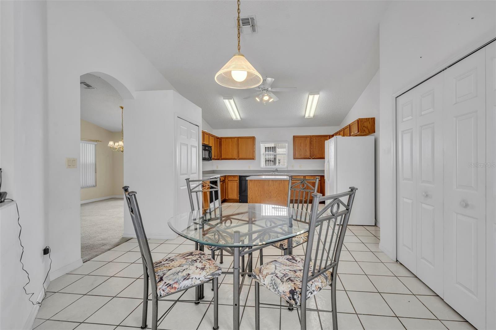 4936 SAWGRASS LAKE CIR, LEESBURG, FL — photo 32