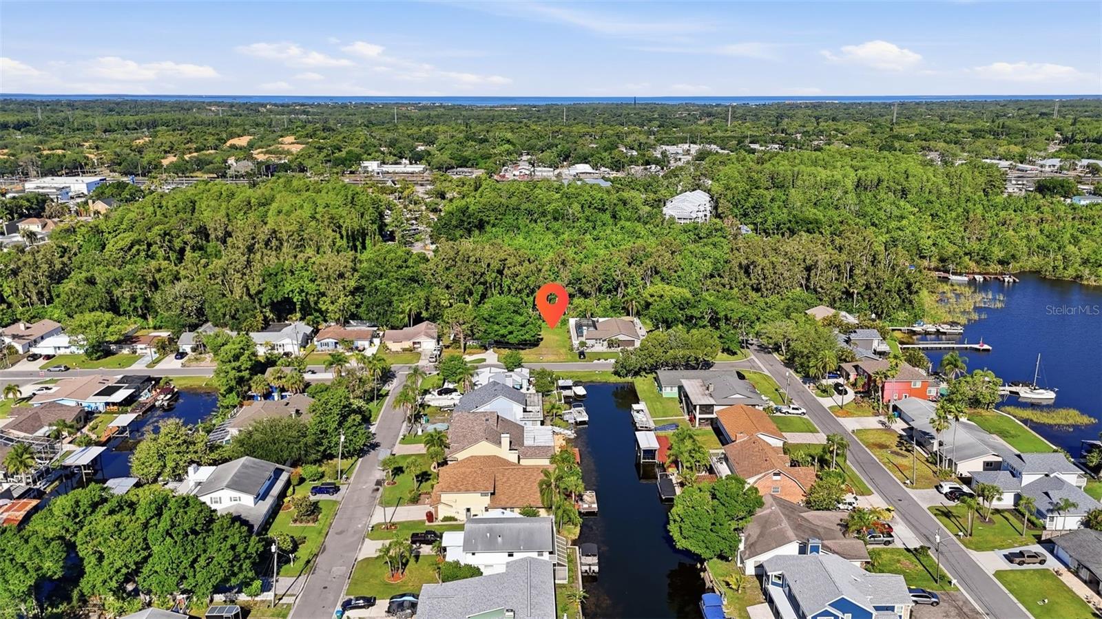 10 FRESHWATER DR, PALM HARBOR, FL — photo 2