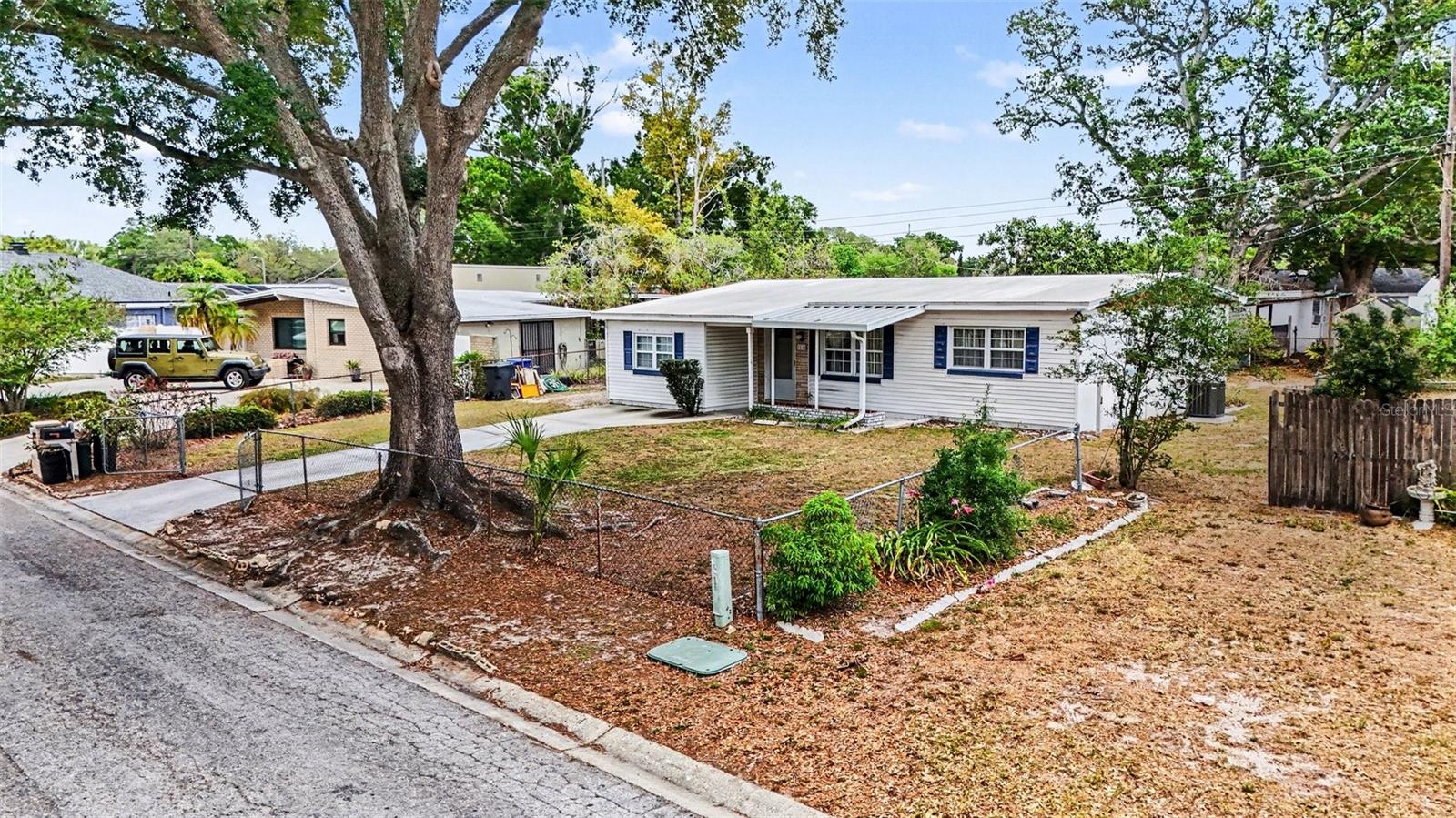 7815 N WOODLYNNE AVE, TAMPA, FL — photo 33