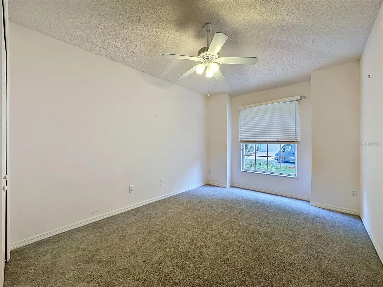 3675 EVERSHOLT ST, CLERMONT, FL — photo 28