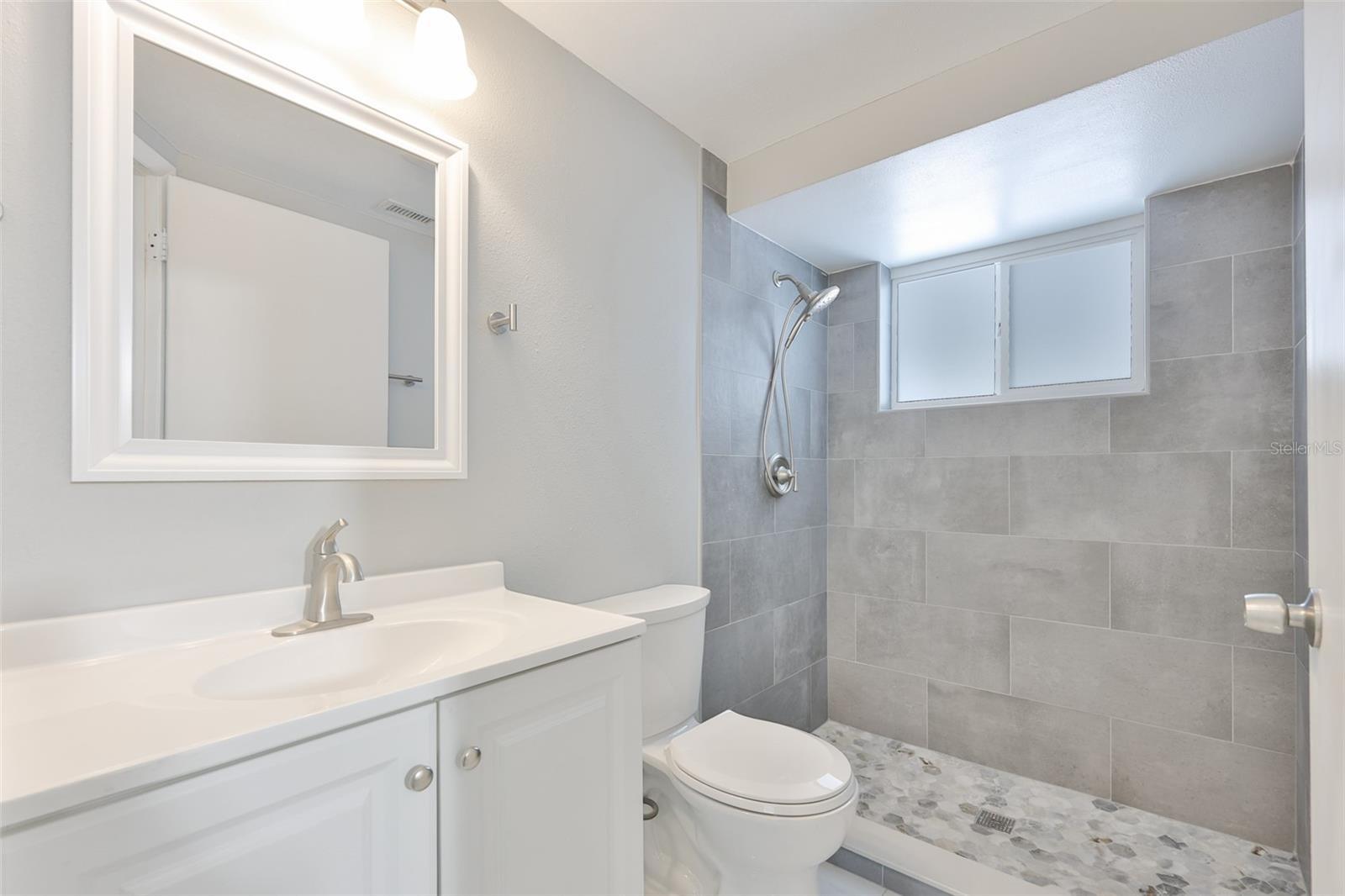 5637 GOLDEN NUGGET DR, HOLIDAY, FL — photo 16
