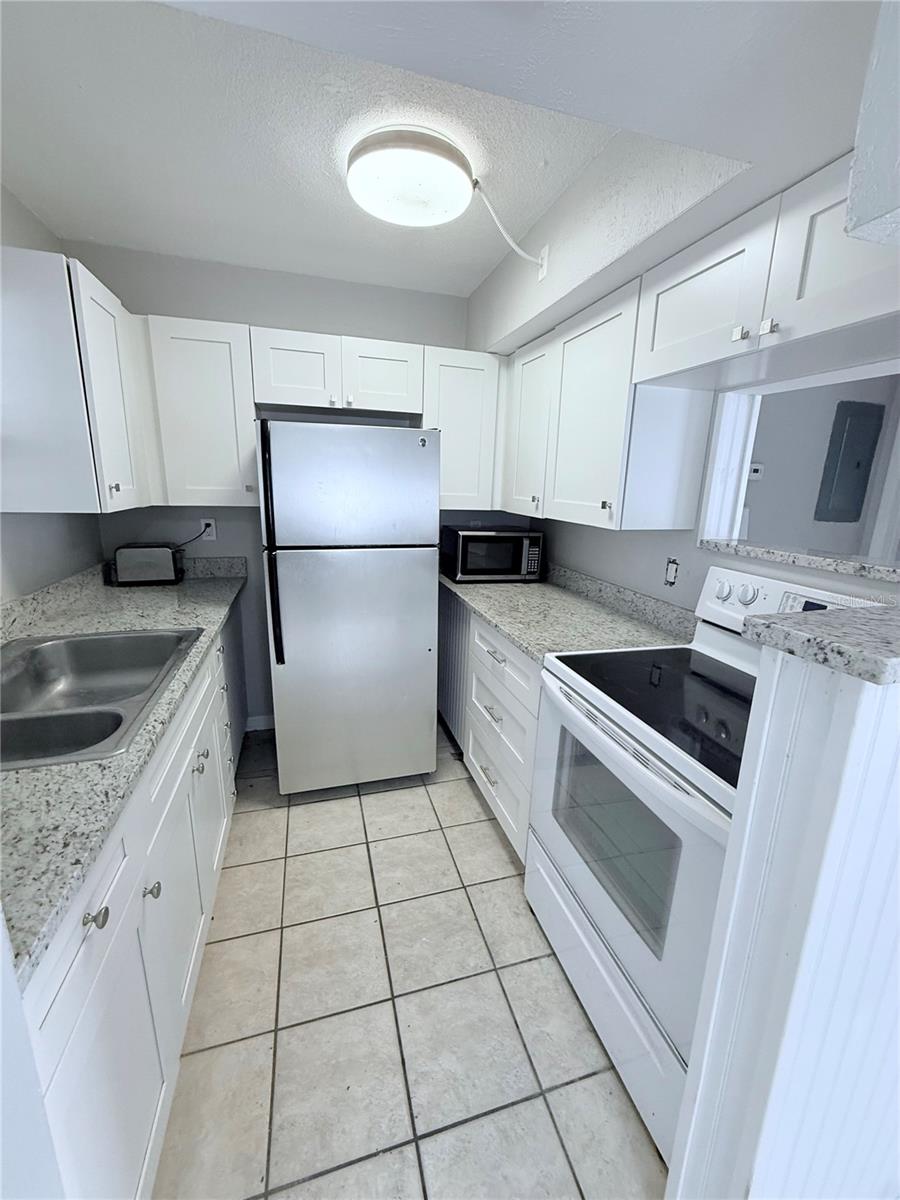11705 3RD ST E #8, TREASURE ISLAND, FL — photo 7