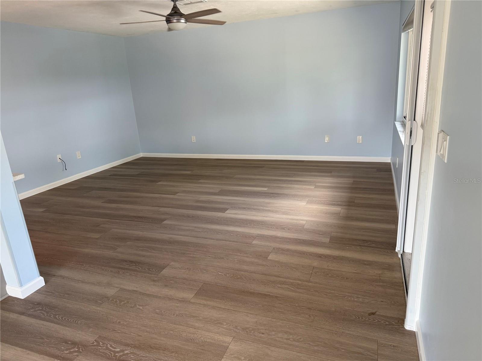 110-112 GLOUCESTER BLVD, SUN CITY CENTER, FL — photo 9