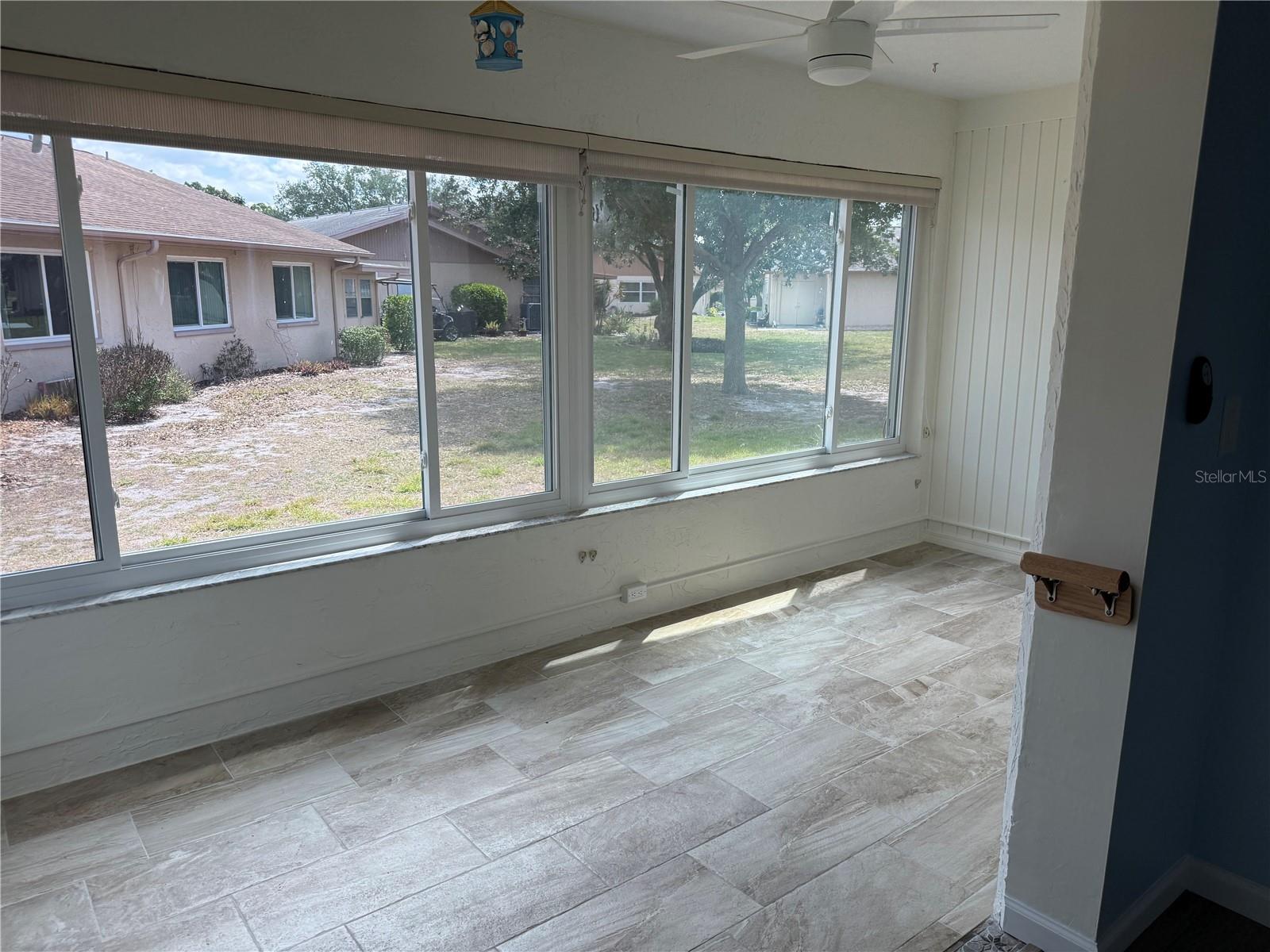 110-112 GLOUCESTER BLVD, SUN CITY CENTER, FL — photo 12