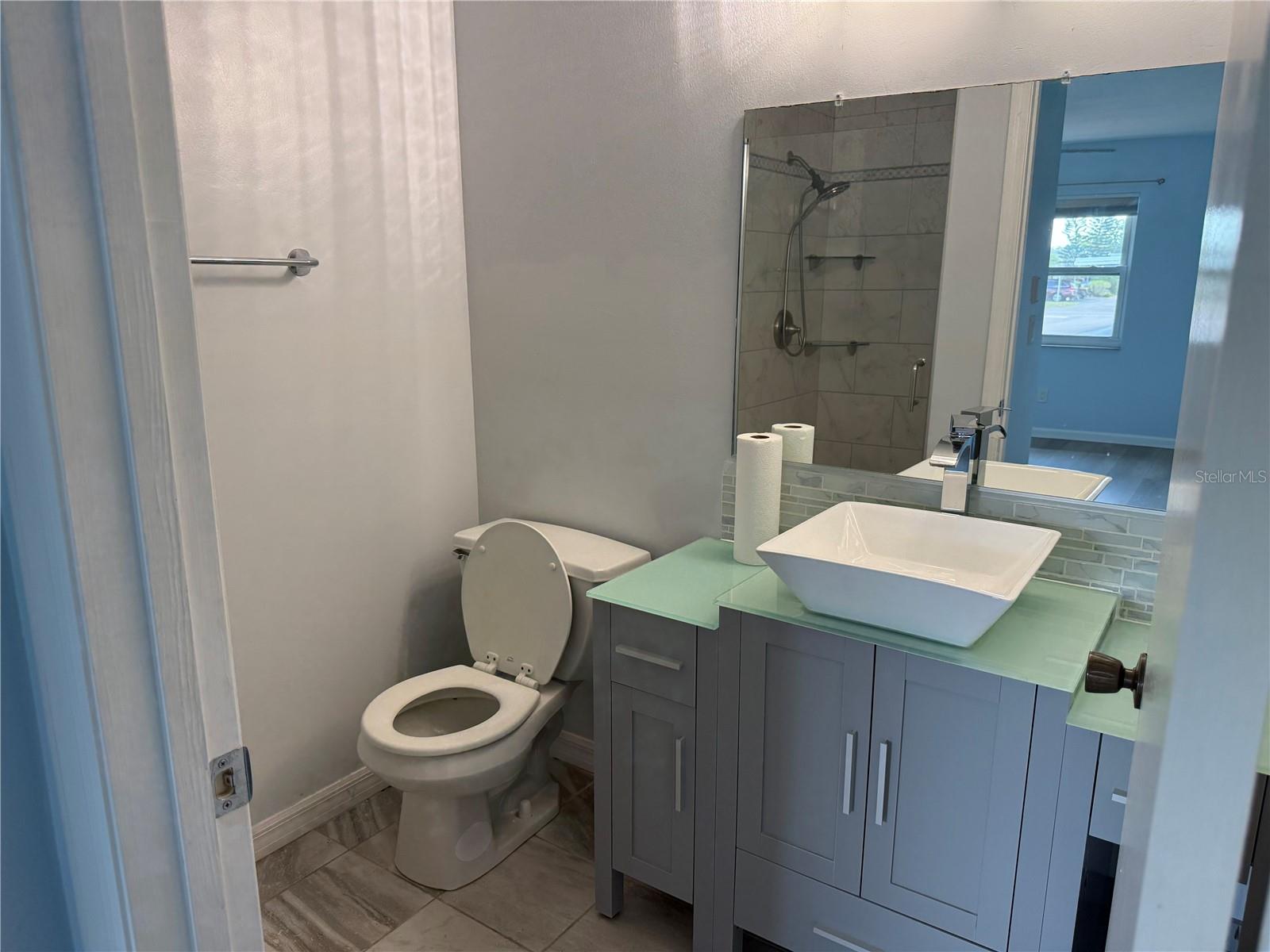 110-112 GLOUCESTER BLVD, SUN CITY CENTER, FL — photo 22
