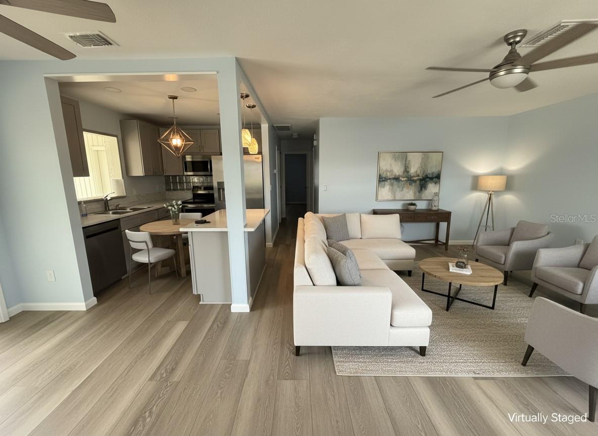 110-112 GLOUCESTER BLVD, SUN CITY CENTER, FL — photo 33