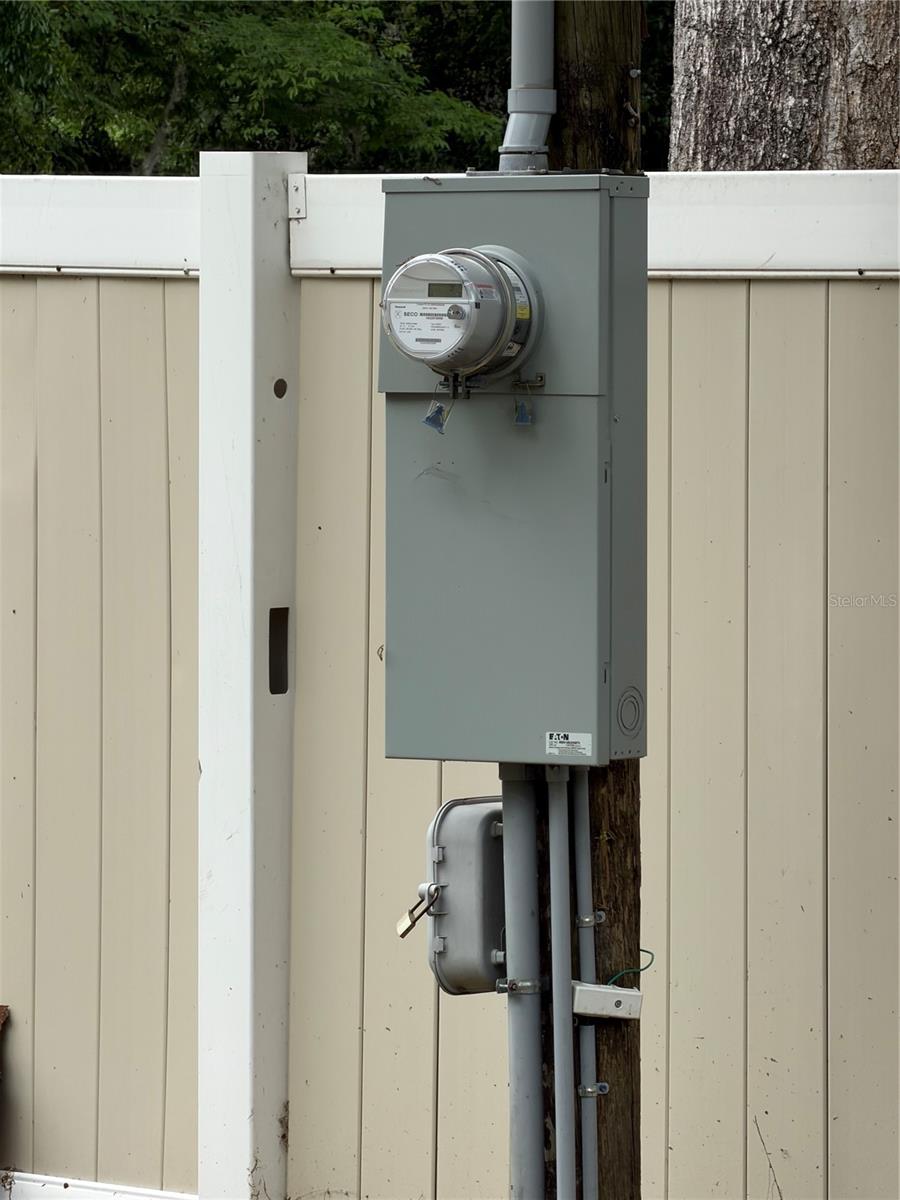 11259 NE 10TH TER, OXFORD, FL — photo 4