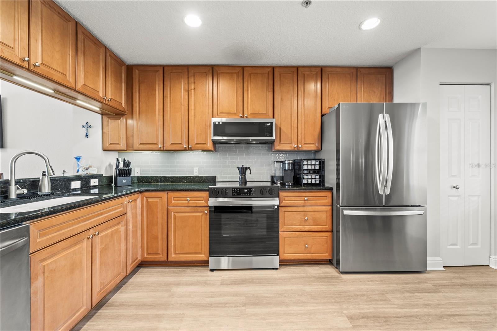 425 150TH AVE #2303, MADEIRA BEACH, FL — photo 5