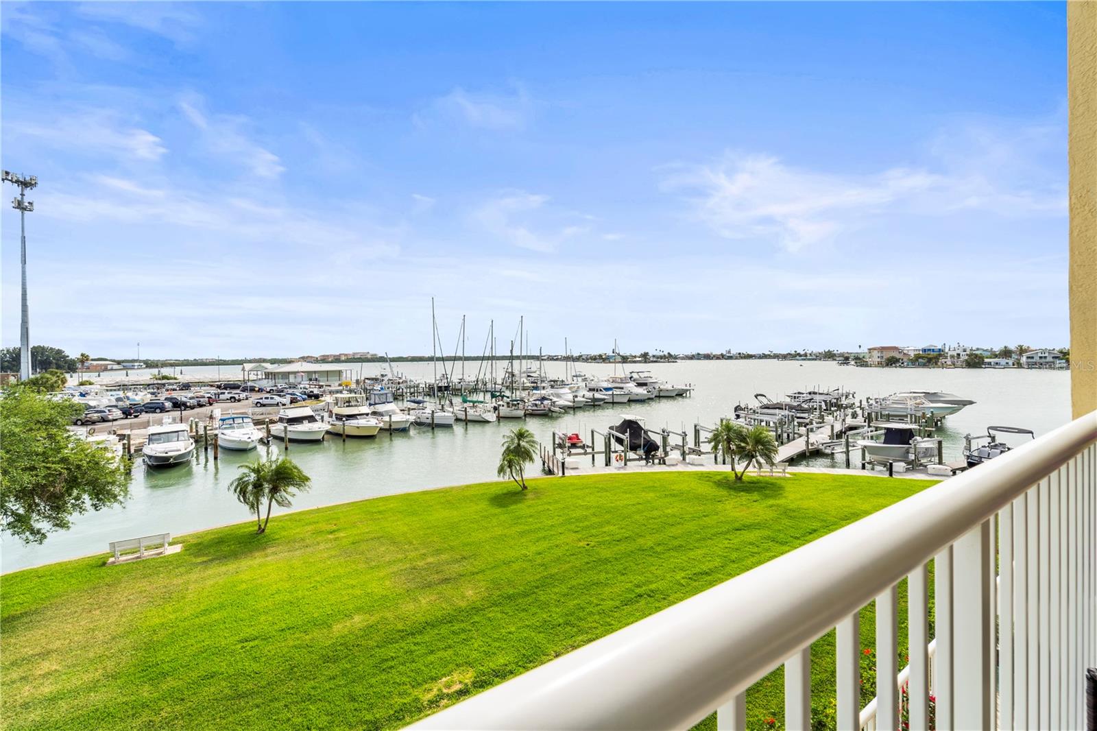425 150TH AVE #2303, MADEIRA BEACH, FL — photo 26