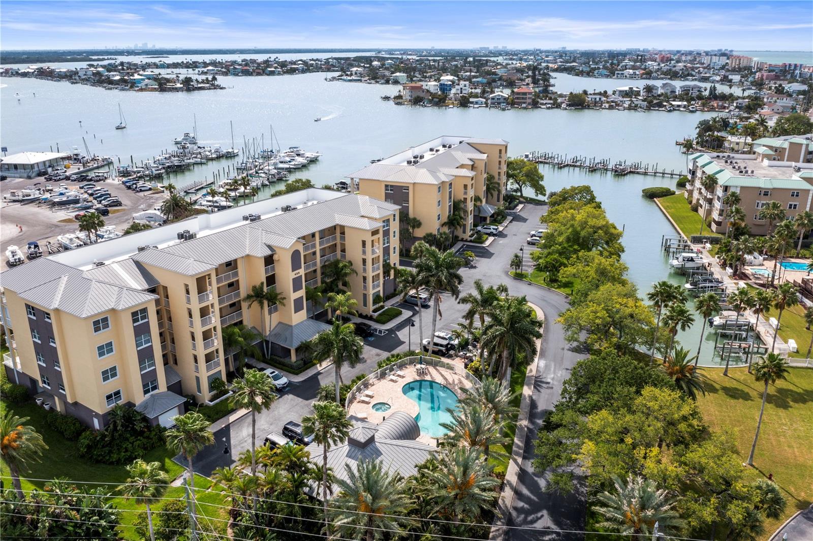 425 150TH AVE #2303, MADEIRA BEACH, FL — photo 64