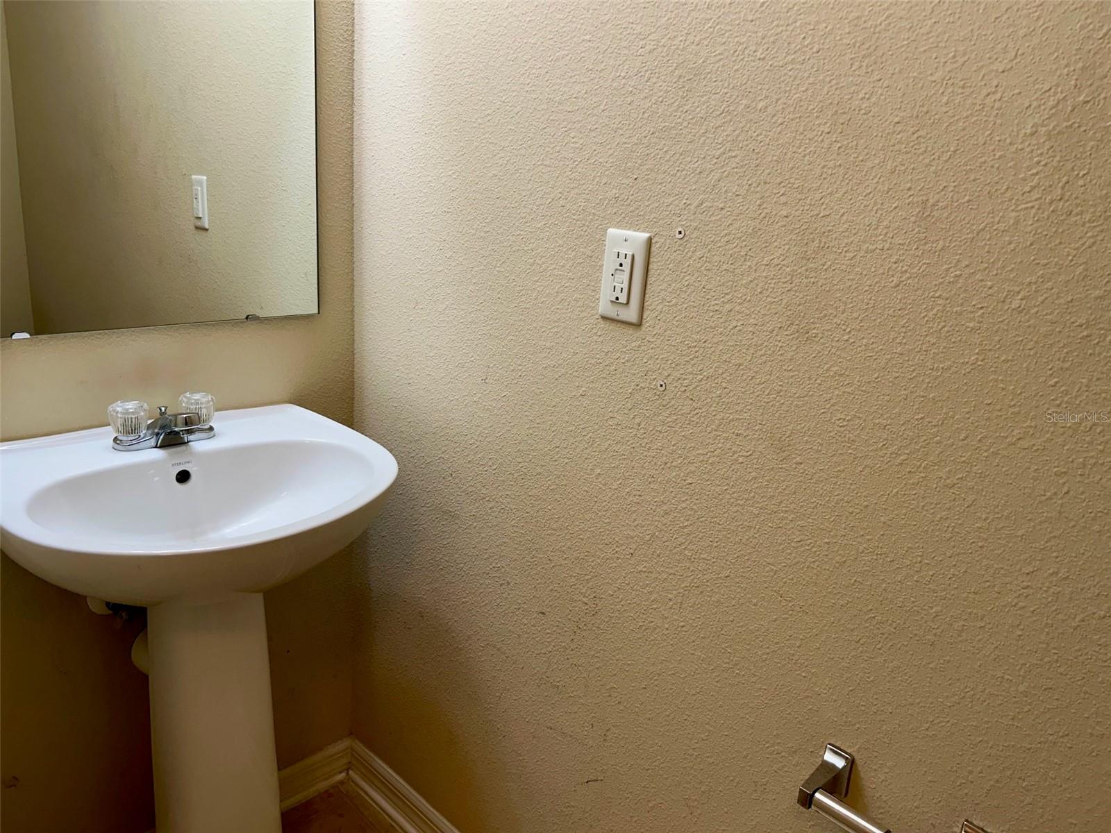 2078 SUN DOWN DR, CLEARWATER, FL — photo 6