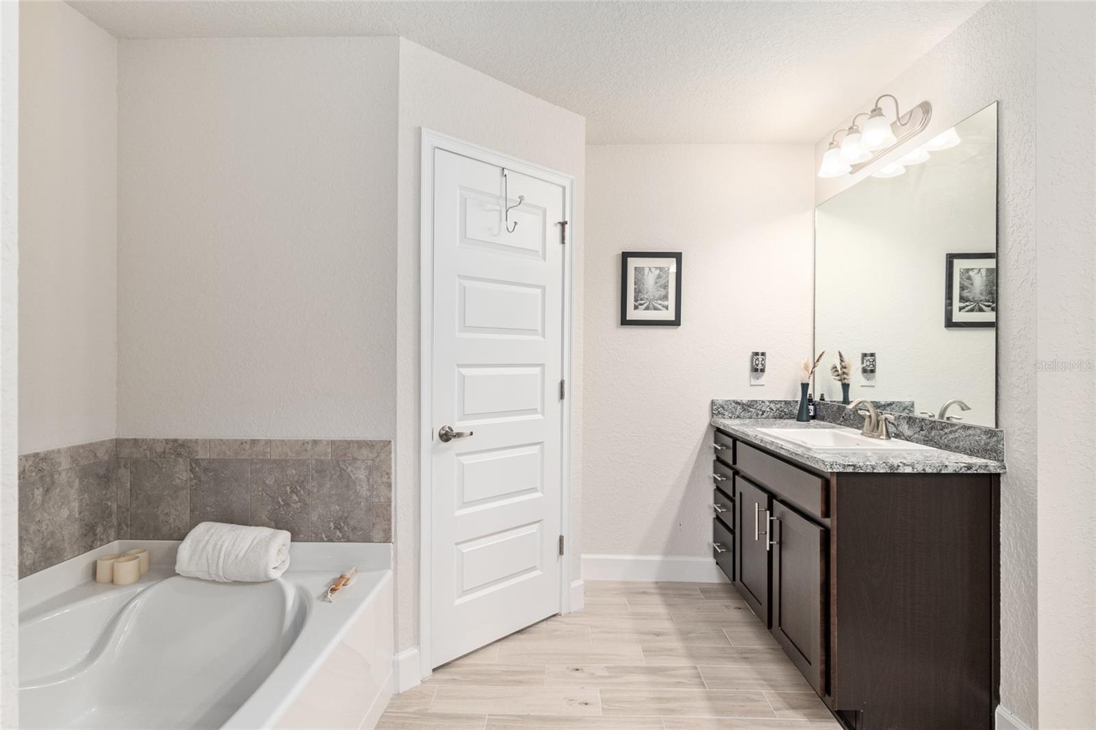 8179 NE 8TH PL, HIGH SPRINGS, FL — photo 32