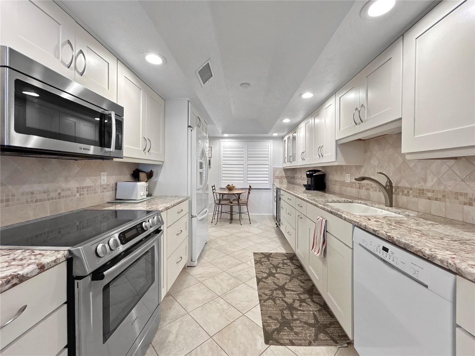 4325 GULF OF MEXICO DR #305, LONGBOAT KEY, FL — photo 10