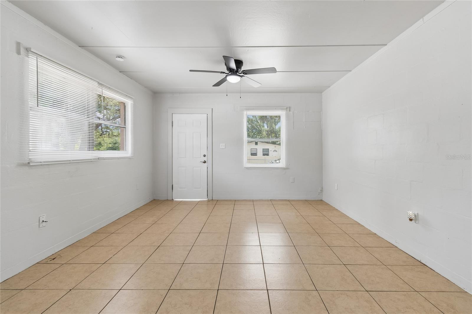 9801 N 11TH ST, TAMPA, FL — photo 8