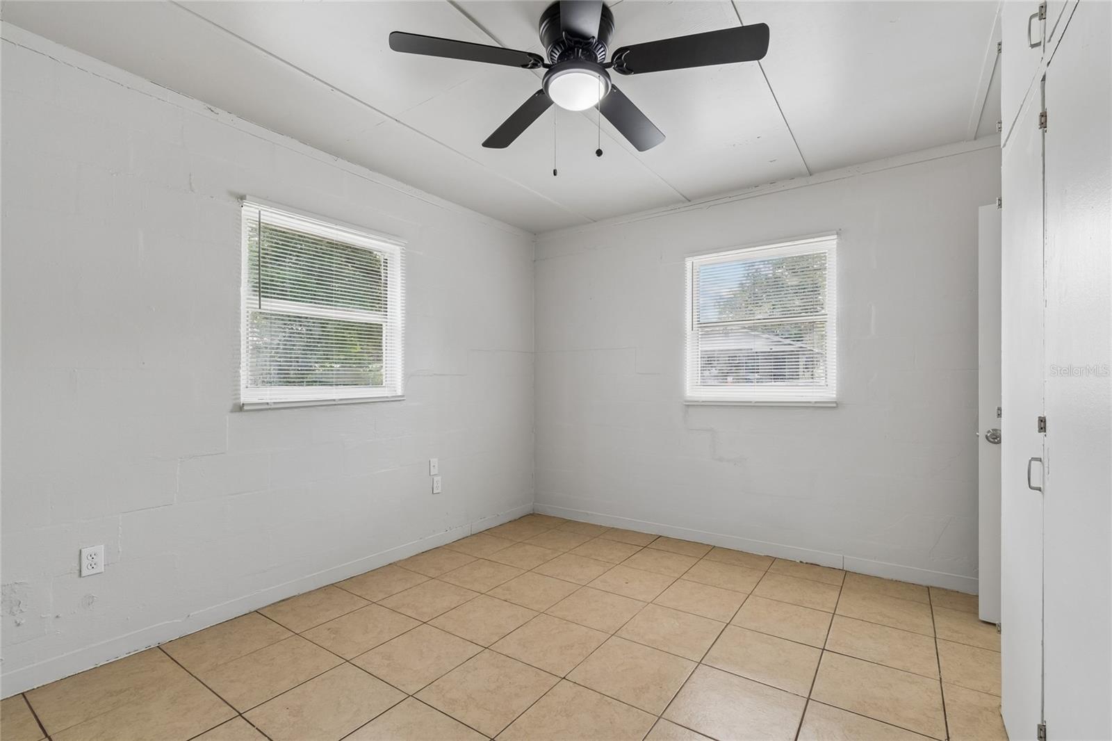 9801 N 11TH ST, TAMPA, FL — photo 19
