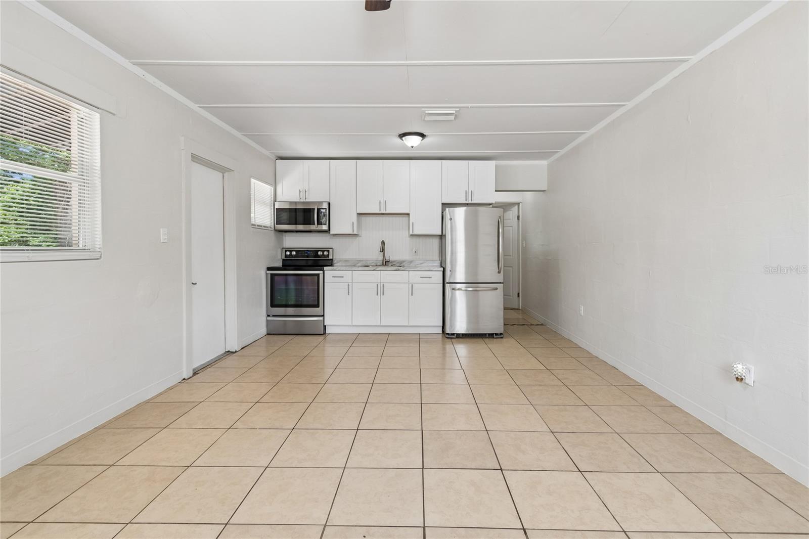 9801 N 11TH ST, TAMPA, FL — photo 27