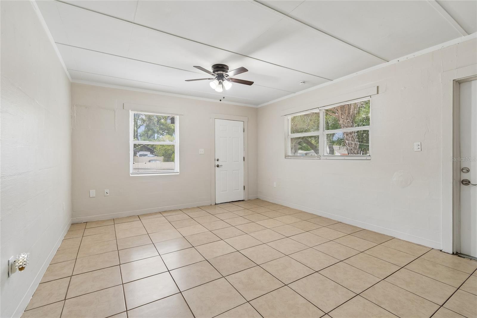 9801 N 11TH ST, TAMPA, FL — photo 29